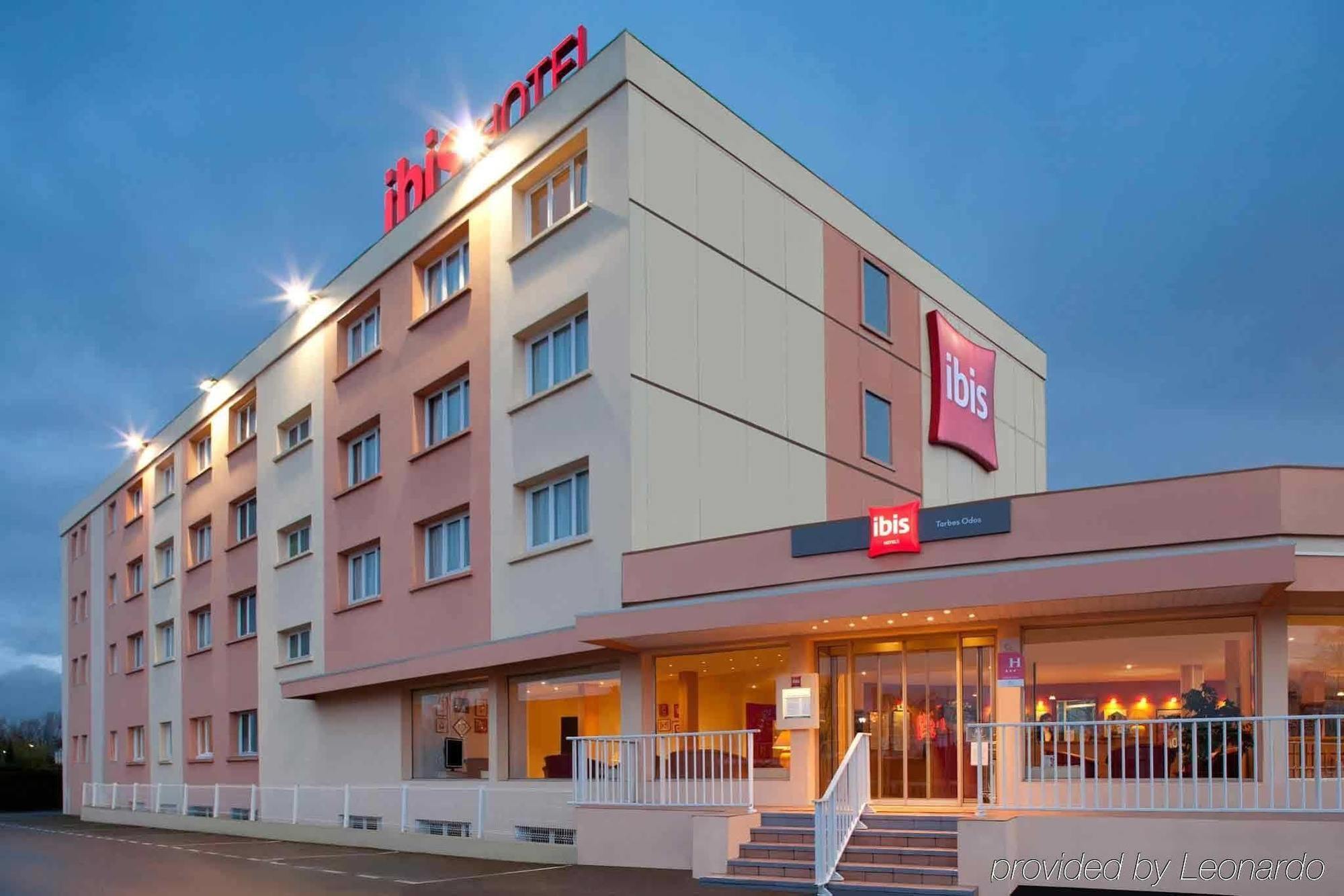 Hotel Ibis Tarbes Odos Zewnętrze zdjęcie